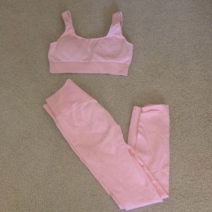 Two piece workout set Pink